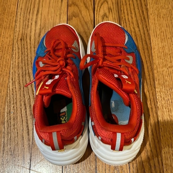 Mario Bros pumas super Mario 64 RS
Dramers snickers Red. - Picture 1 of 4